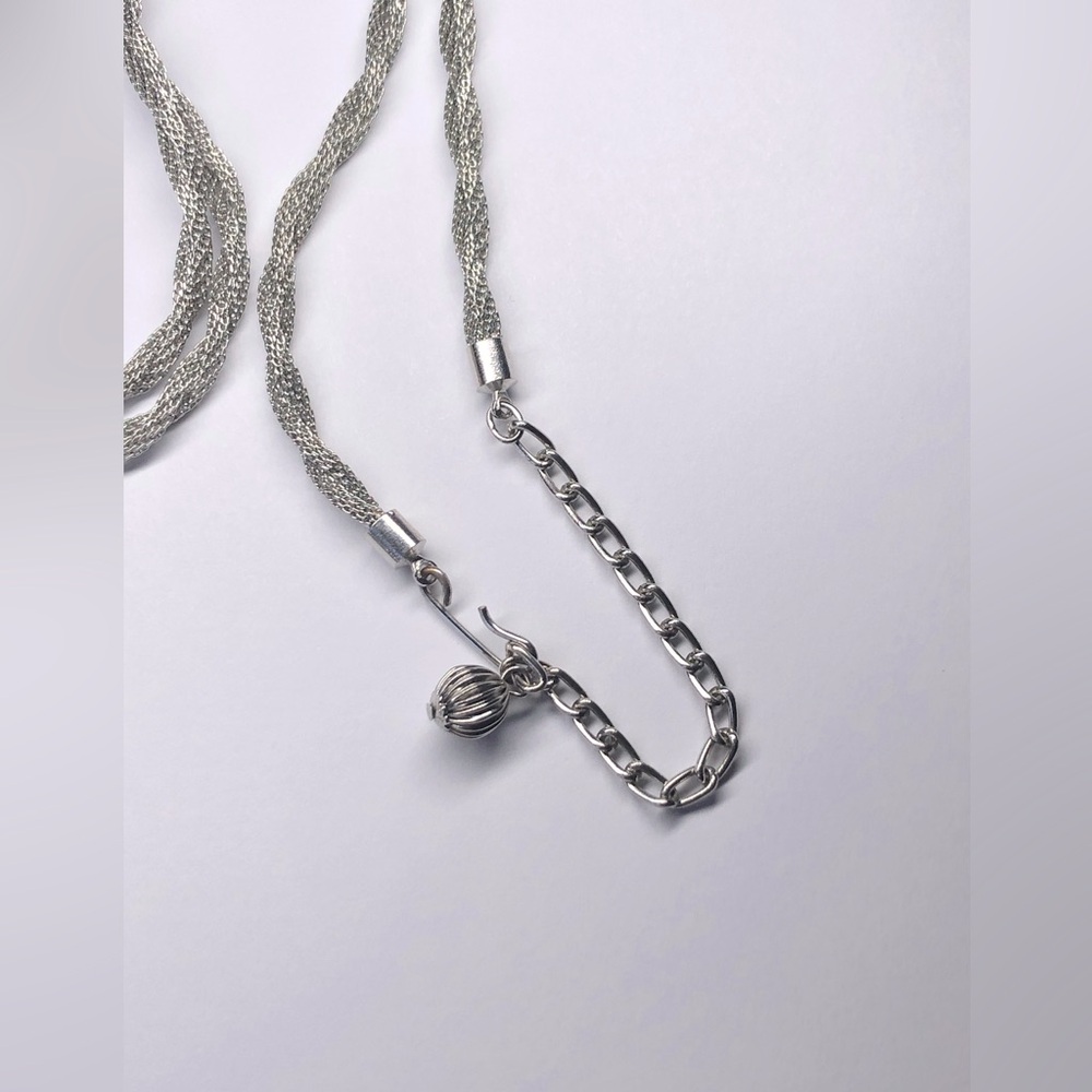 Vintage Daisy Lane D&E “Juliana” Hematite and Rhinestone Necklace - Picture 6 of 8